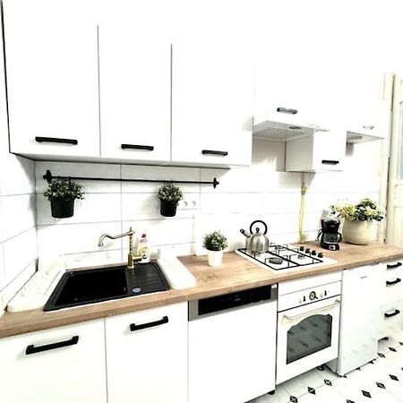 L3 City Centre Stylish Flat Ac Budapest Eksteriør billede